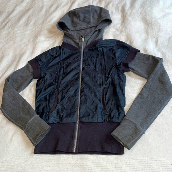 LULULEMON Double Layer Sweatshirt/Jacket Keyhole Back Size 4 - Picture 1 of 12
